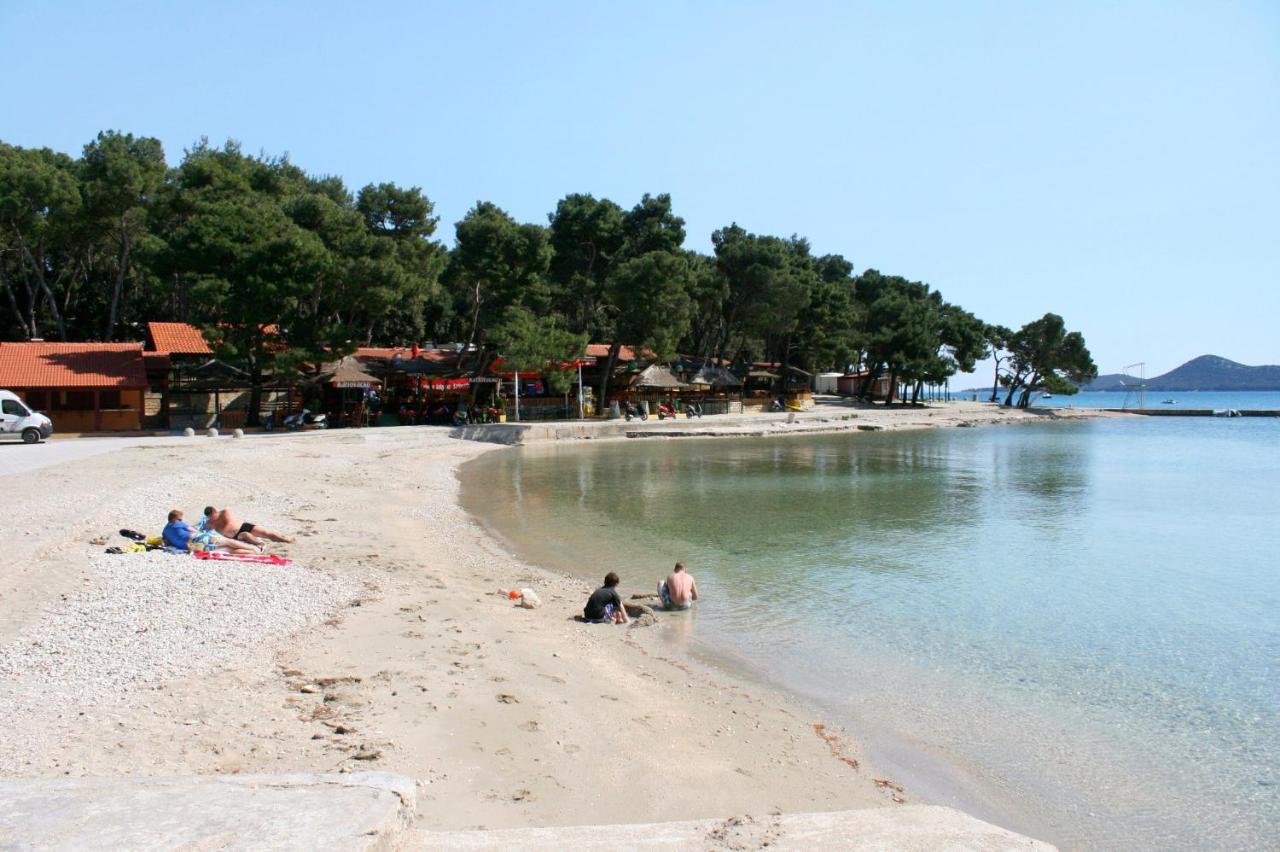 Family Friendly Apartments With A Swimming Pool Pakostane, Biograd - 18980 Eksteriør billede