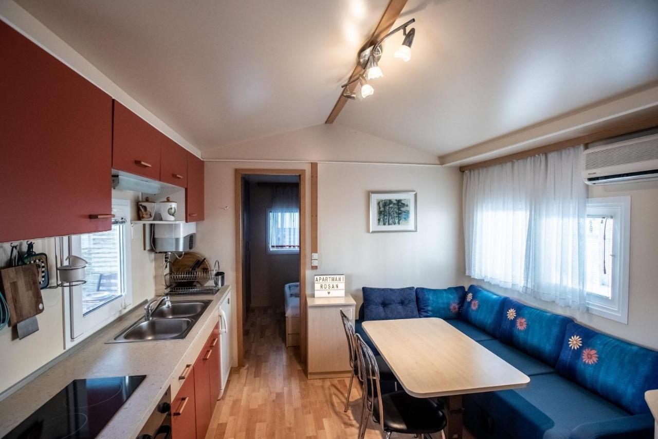 Family Friendly Apartments With A Swimming Pool Pakostane, Biograd - 18980 Eksteriør billede